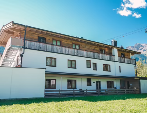 Aufstockung Wohn- und Appartementhaus Mayrhofen © Jakob Kirnbauer
