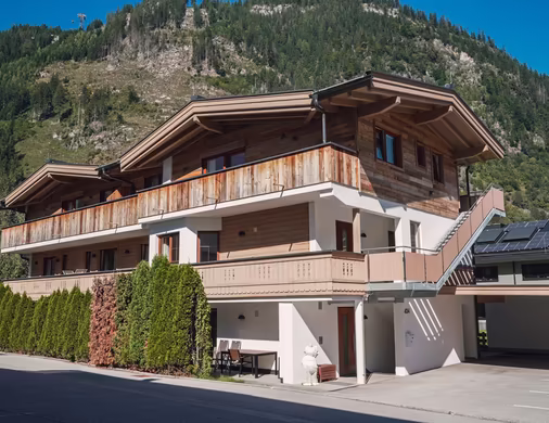 Aufstockung Wohn- und Appartementhaus Mayrhofen © Jakob Kirnbauer