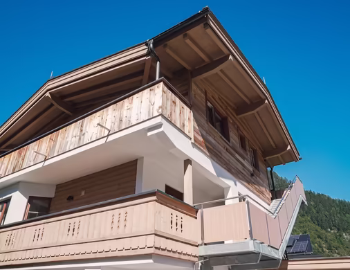 Aufstockung Wohn- und Appartementhaus Mayrhofen © Jakob Kirnbauer